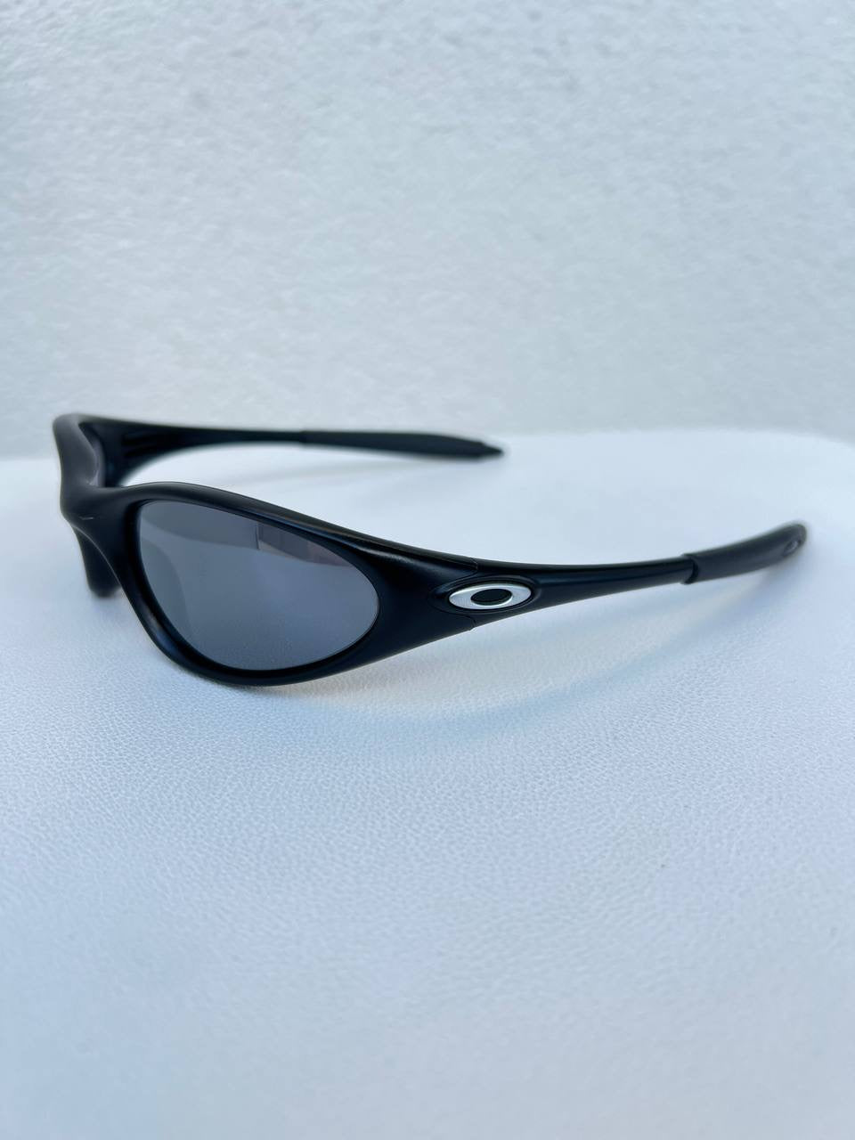 00s Vintage Oakley Minute Black Sunglasses