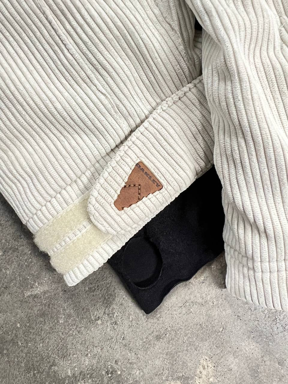 2008 Oakley Corduroy Jacket