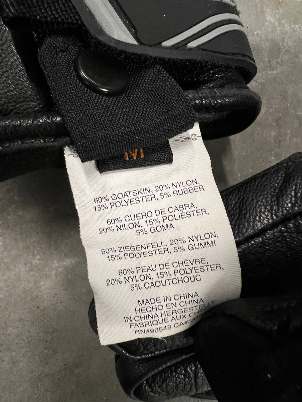 Oakley Winter Assault Gore-Tex Gloves