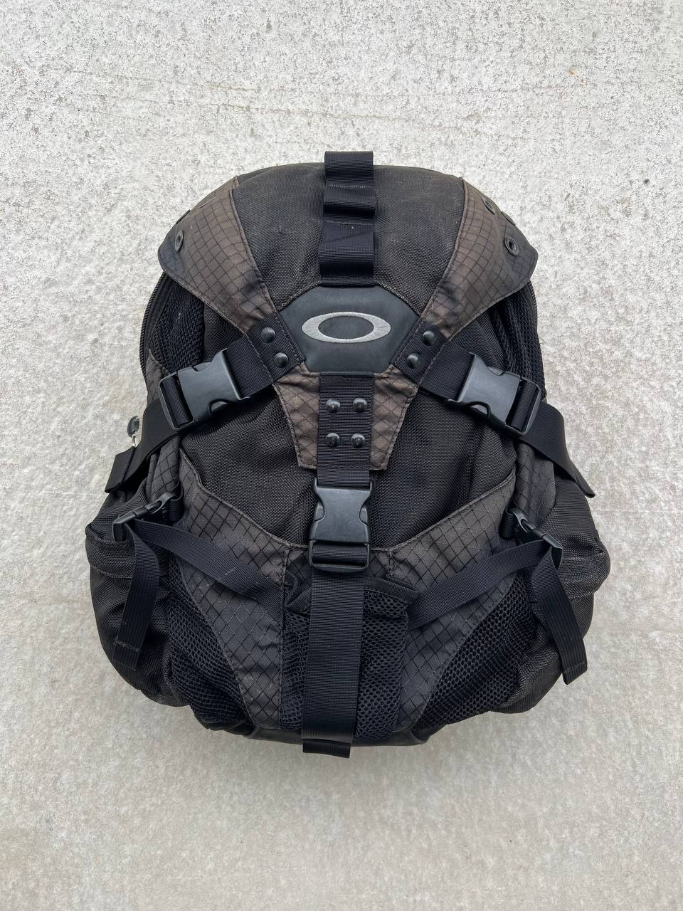 90s Vintage Oakley Icon 1.0 Backpack