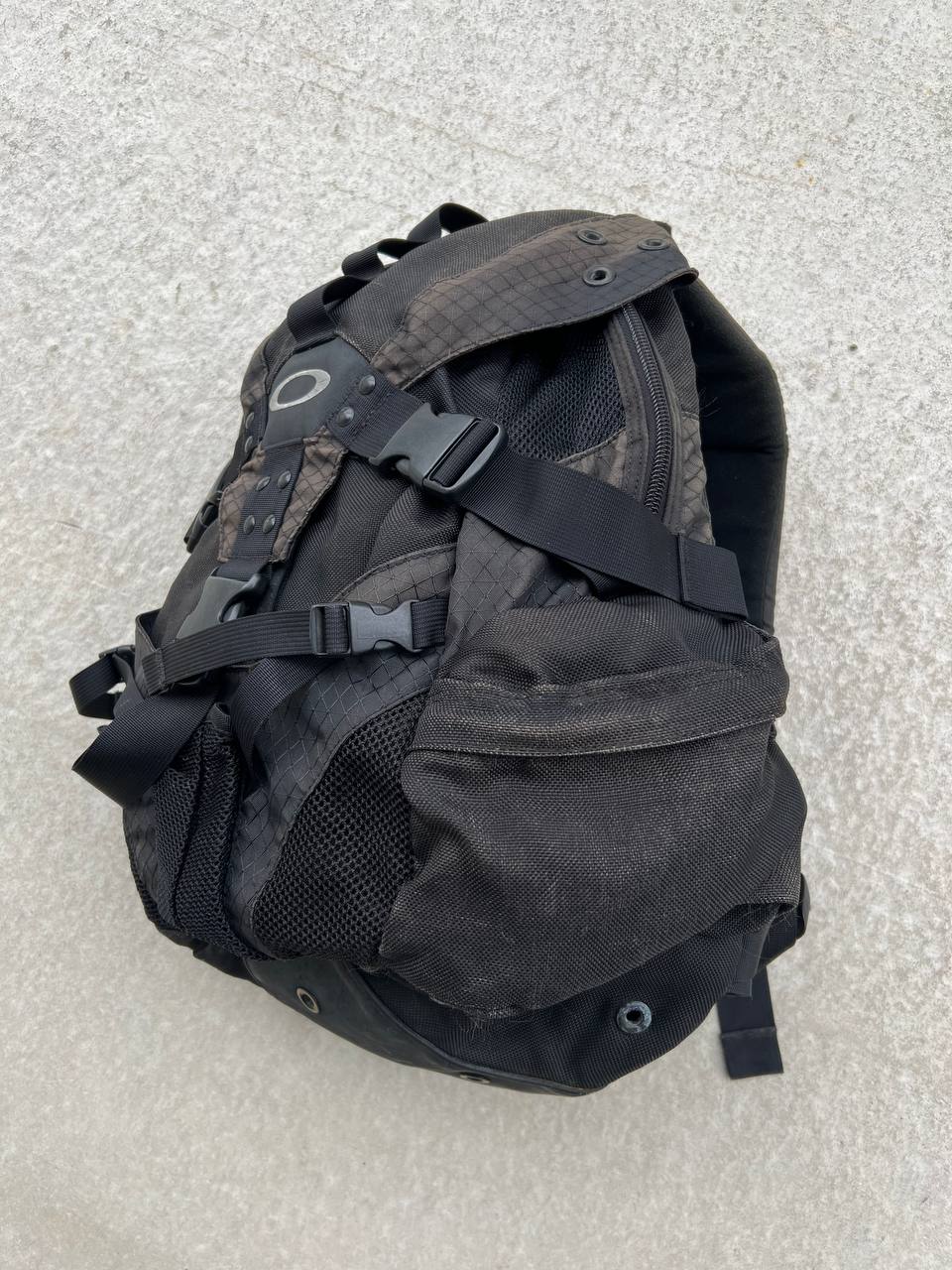90s Vintage Oakley Icon 1.0 Backpack