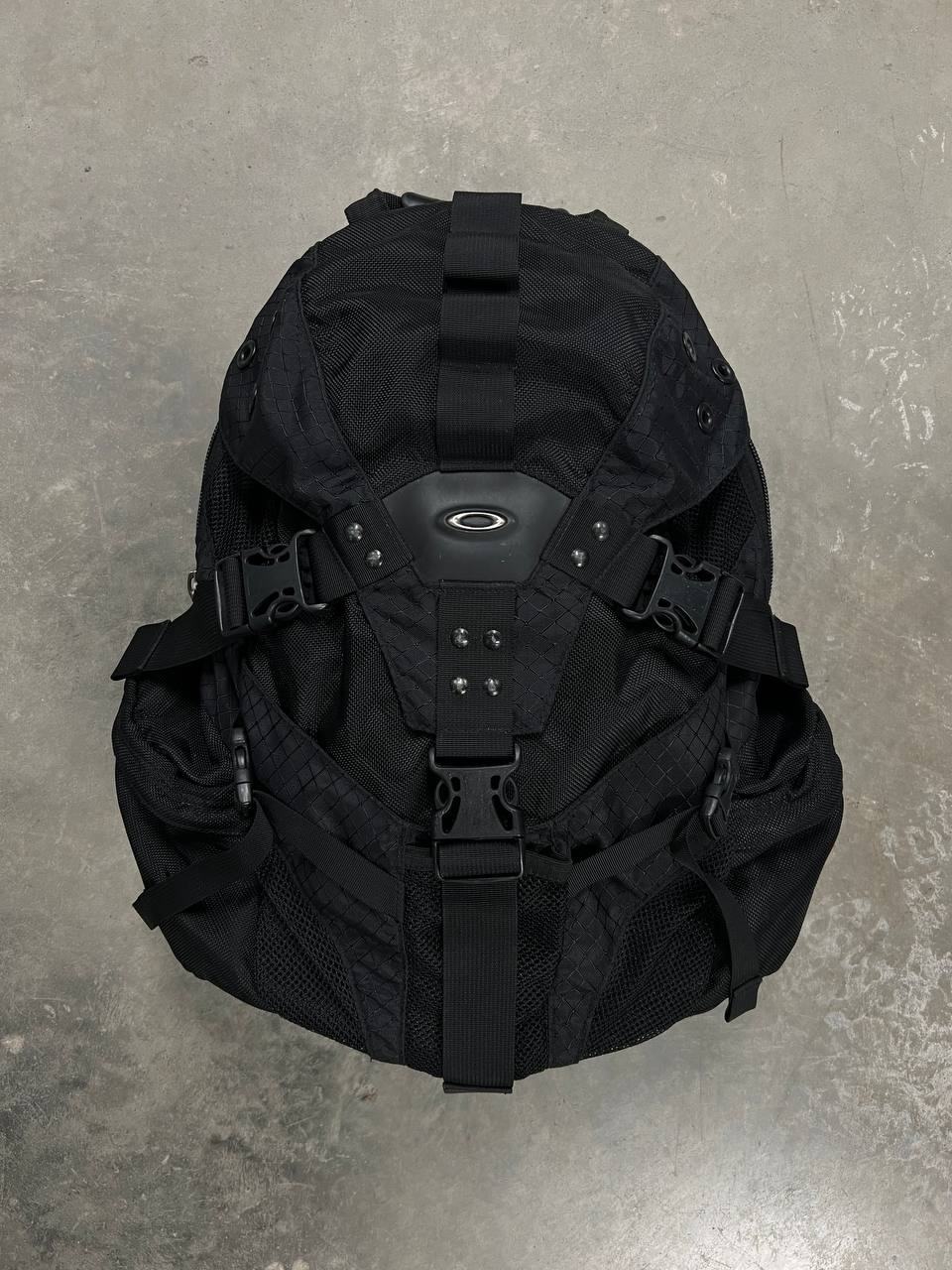 90s Vintage Oakley Icon Backpack 1.0