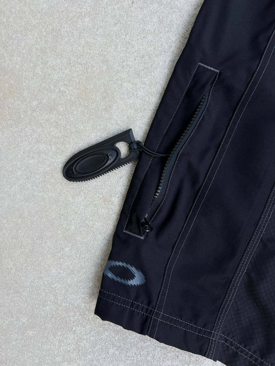 90s Vintage Oakley Software Cargo Shorts