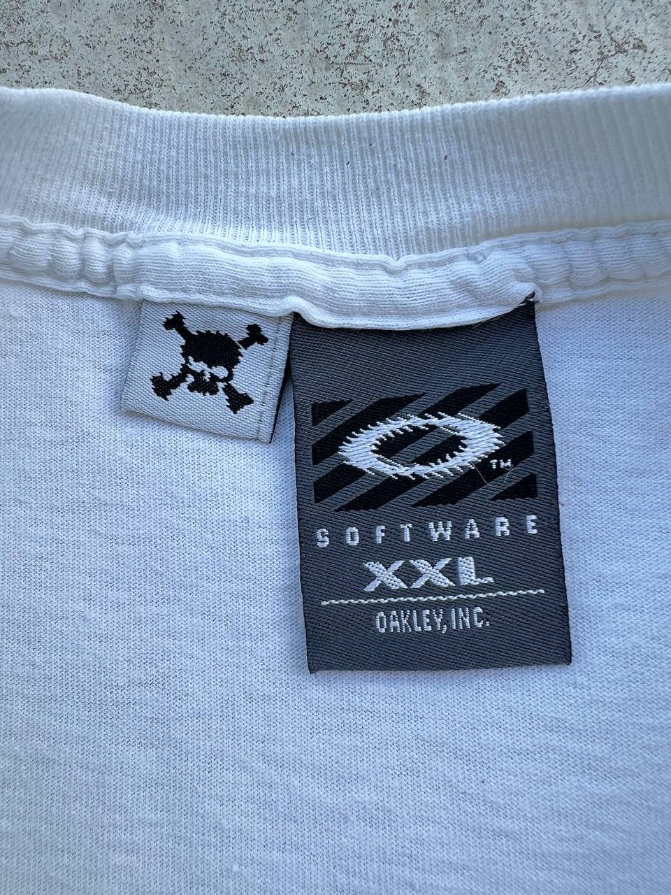 90s Vintage Oakley Software T-Shirt Center Logo