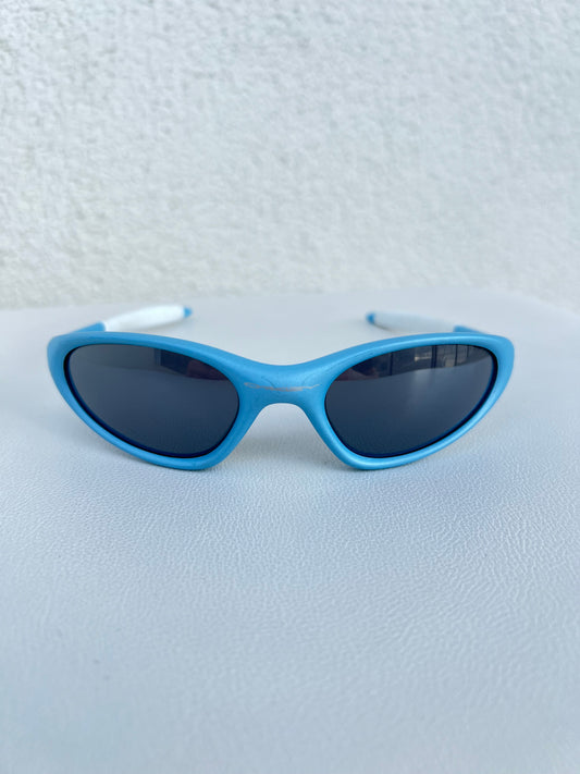 2000 Vintage Oakley Minute Gen 2 Powder Blue / Black Iridium Sunglasses