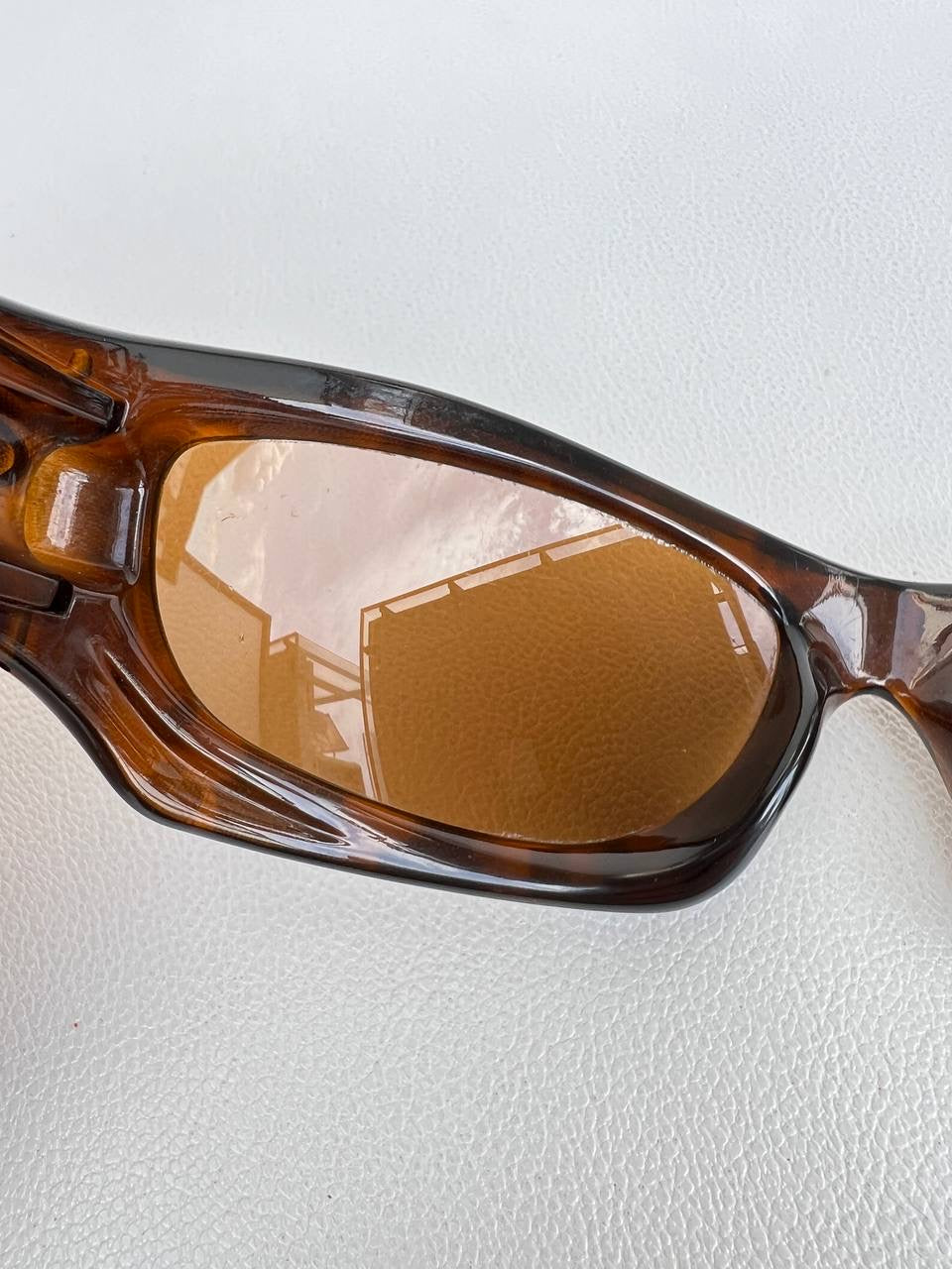 2003 Vintage Oakley Monster Dog 1st Gen Brown Tortoise / Bronze Sunglasses