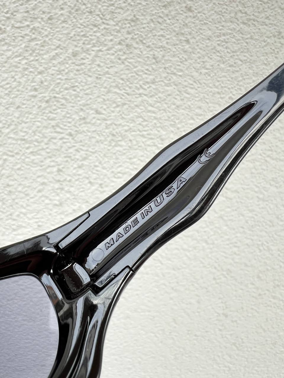 2003 Vintage Oakley Monster Dog 1st Gen Black Polished Sunglasses