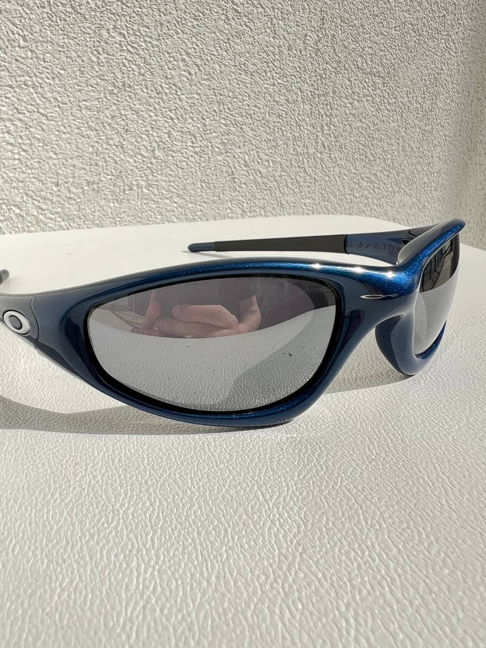 1999 Vintage Oakley Straight Jacket Blue Black Iridium Sunglasses