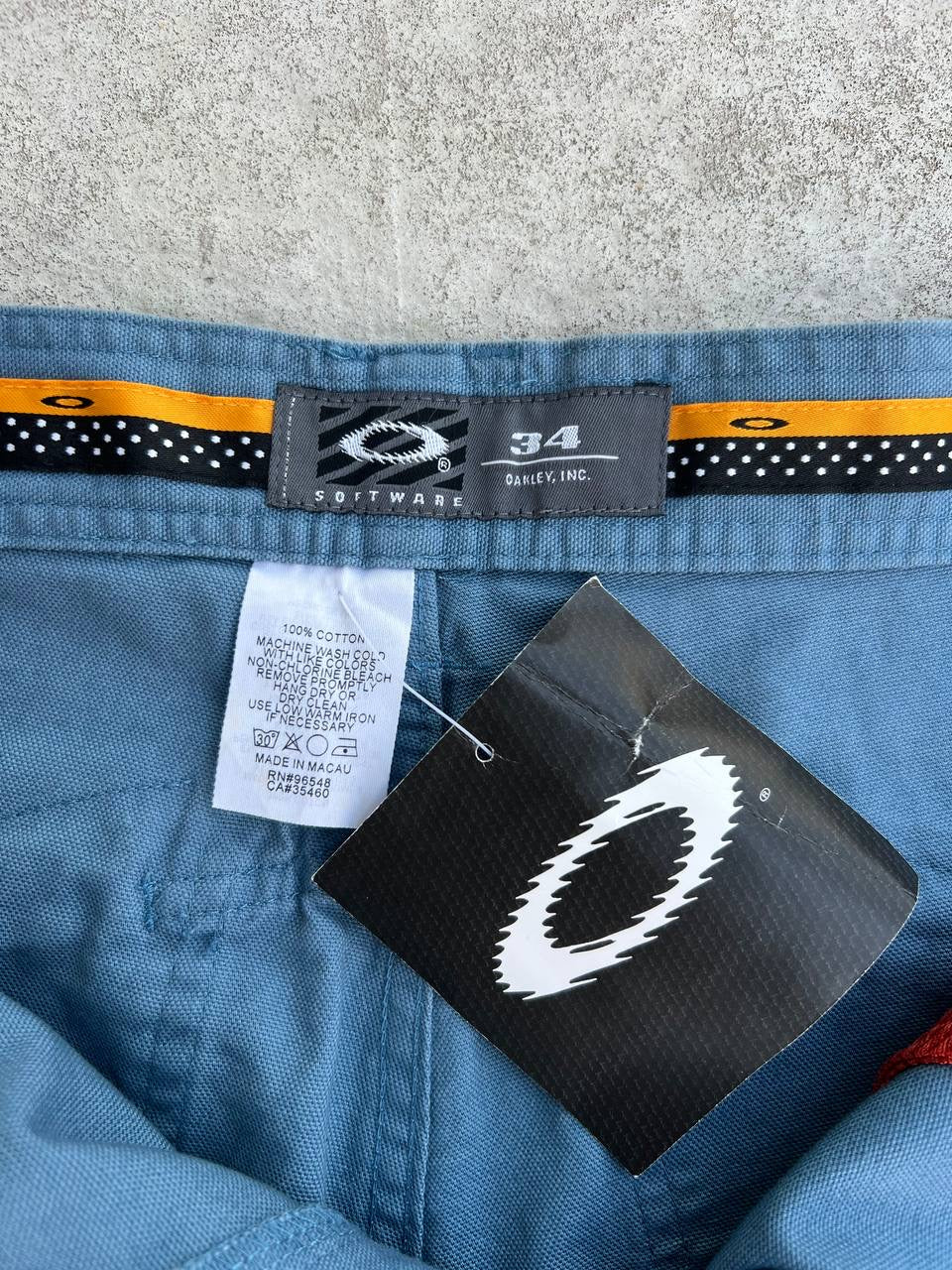 90s Vintage Oakley Software Cargo Shorts 5.0