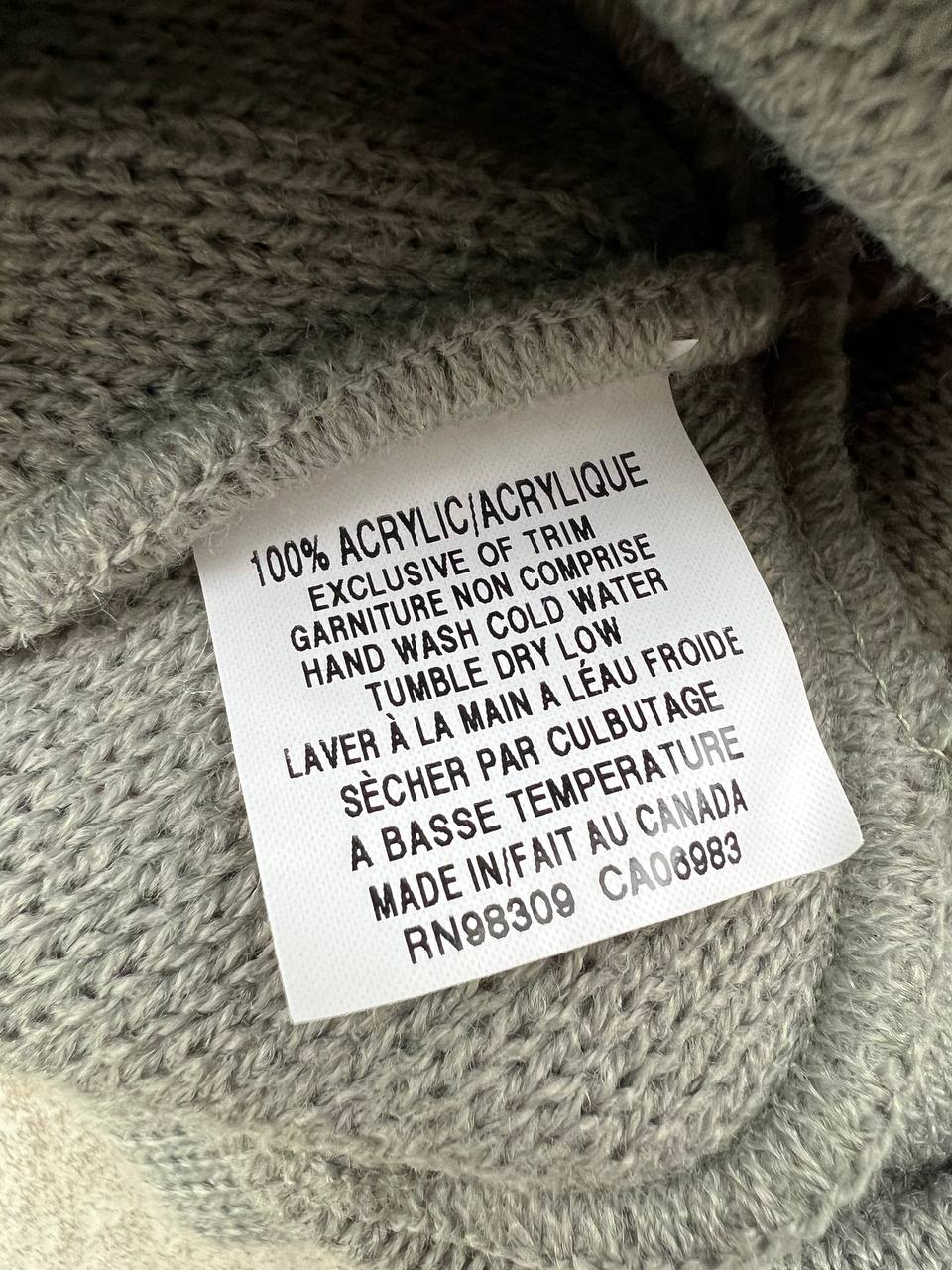 2000s Vintage Salomon Beanie Hat