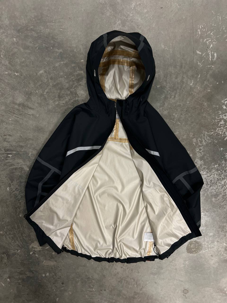 Nike Membrane Taped Seams Jacket