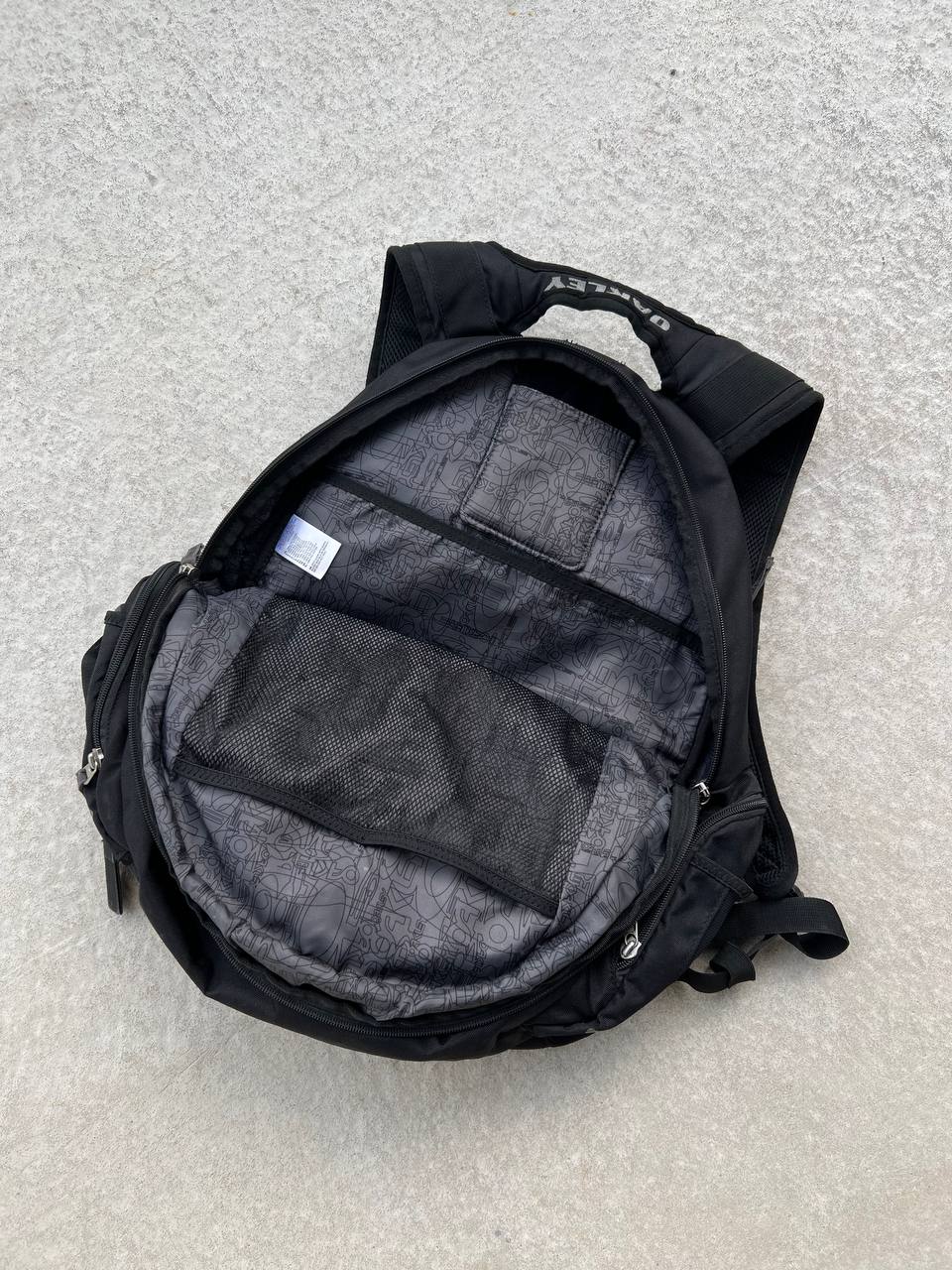 Rare Oakley Backpack Arsenal Pack Bag