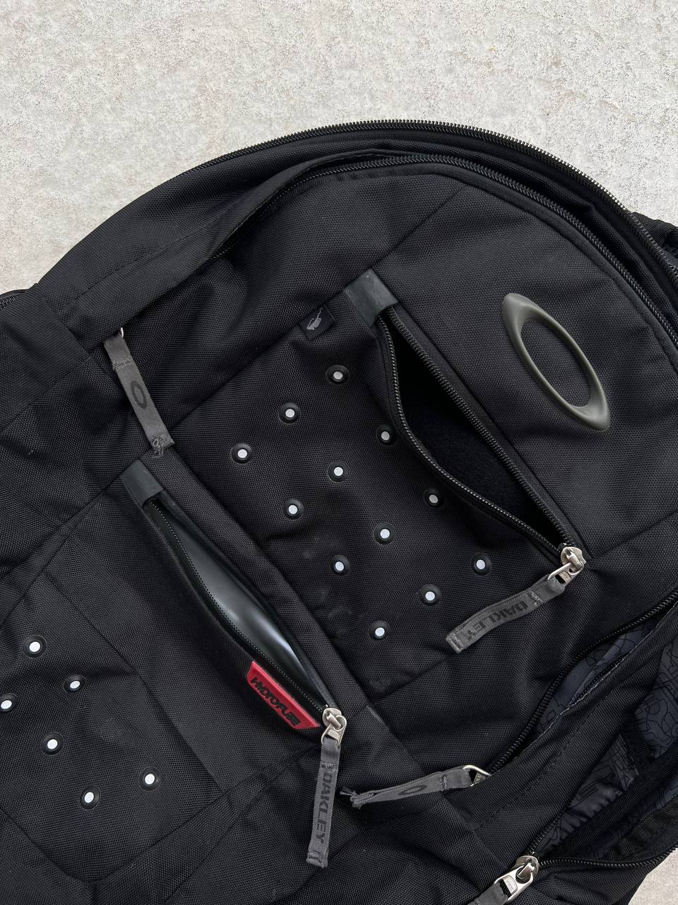Rare Oakley Backpack Arsenal Pack Bag