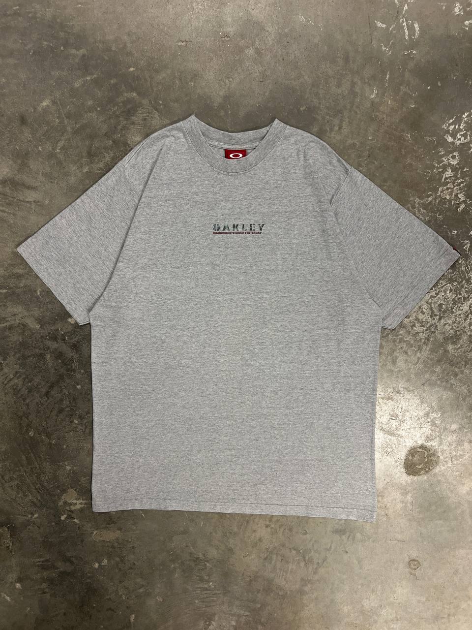 00s Vintage Oakley Board T-Shirt