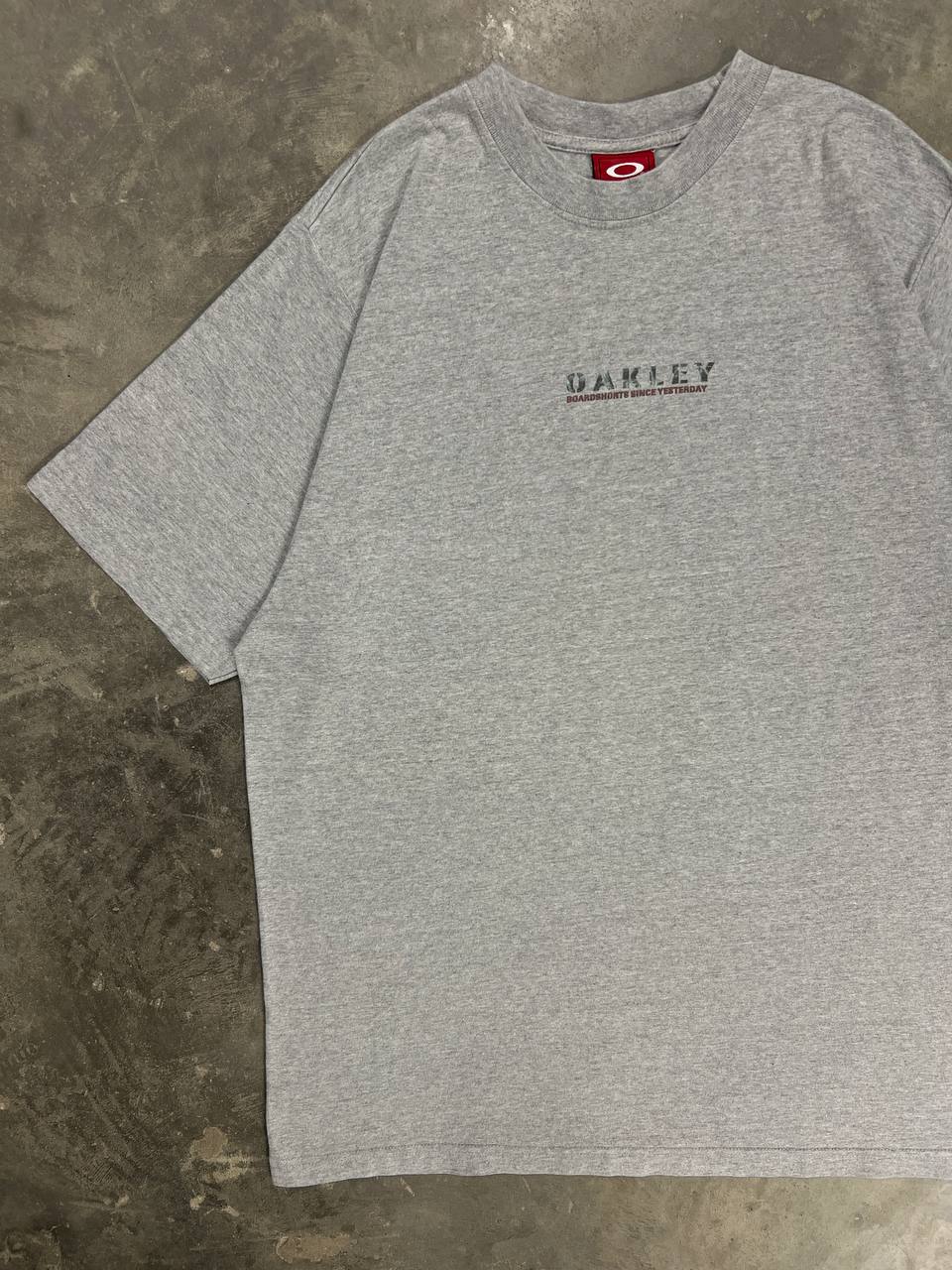 00s Vintage Oakley Board T-Shirt