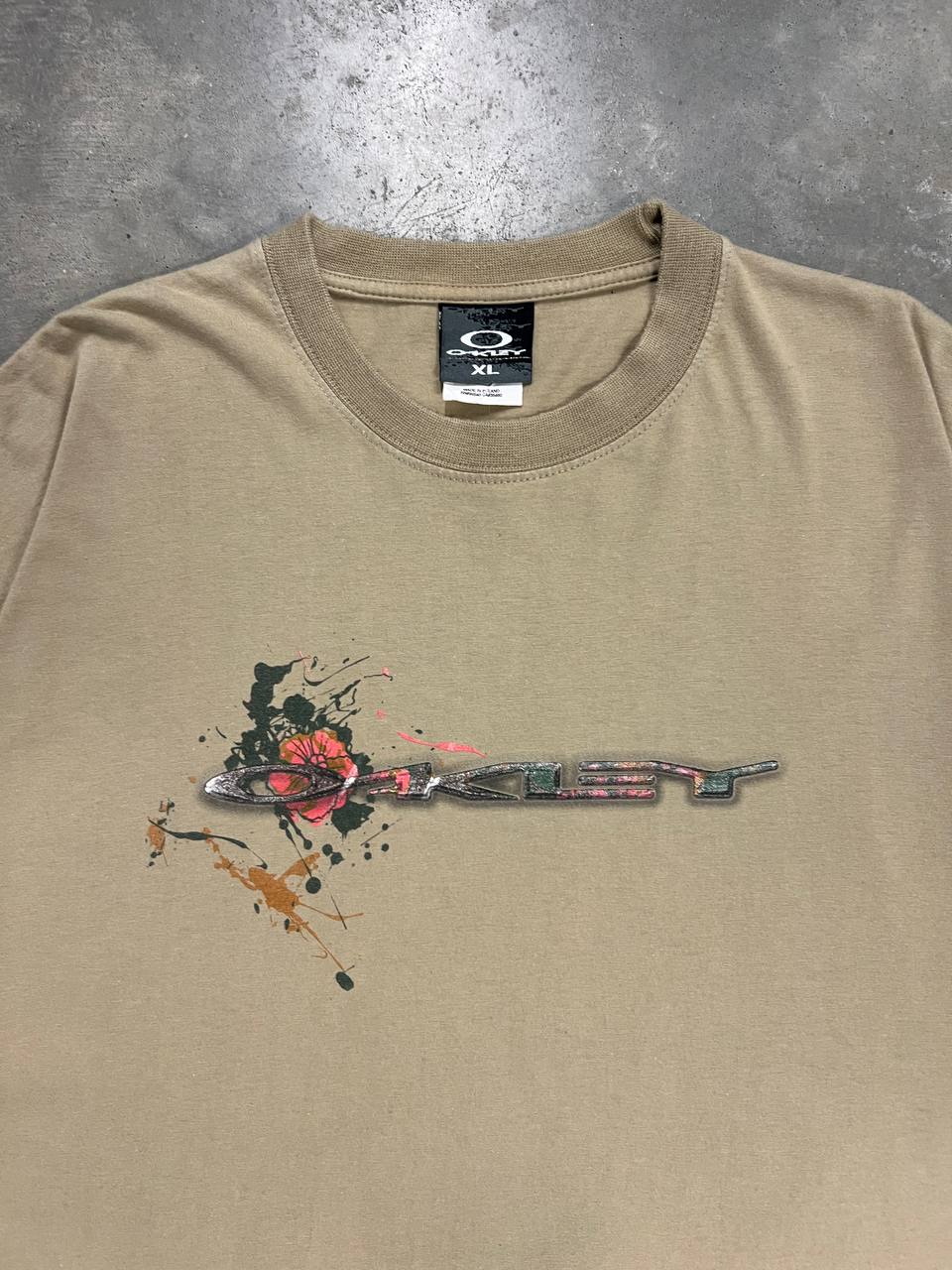 00s Vintage Oakley Hawaii T-Shirt