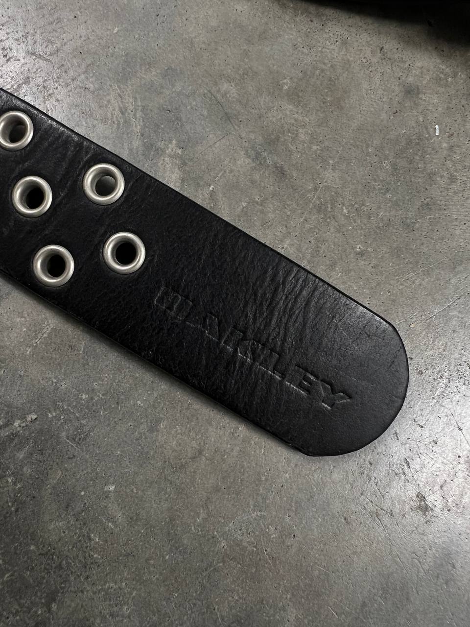 2004 Vintage Oakley Leather Skull Belt Black