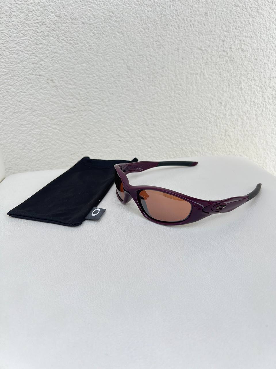 2008 Oakley Minute 2.0 Damson / VR28 Black Iridium Sunglasses