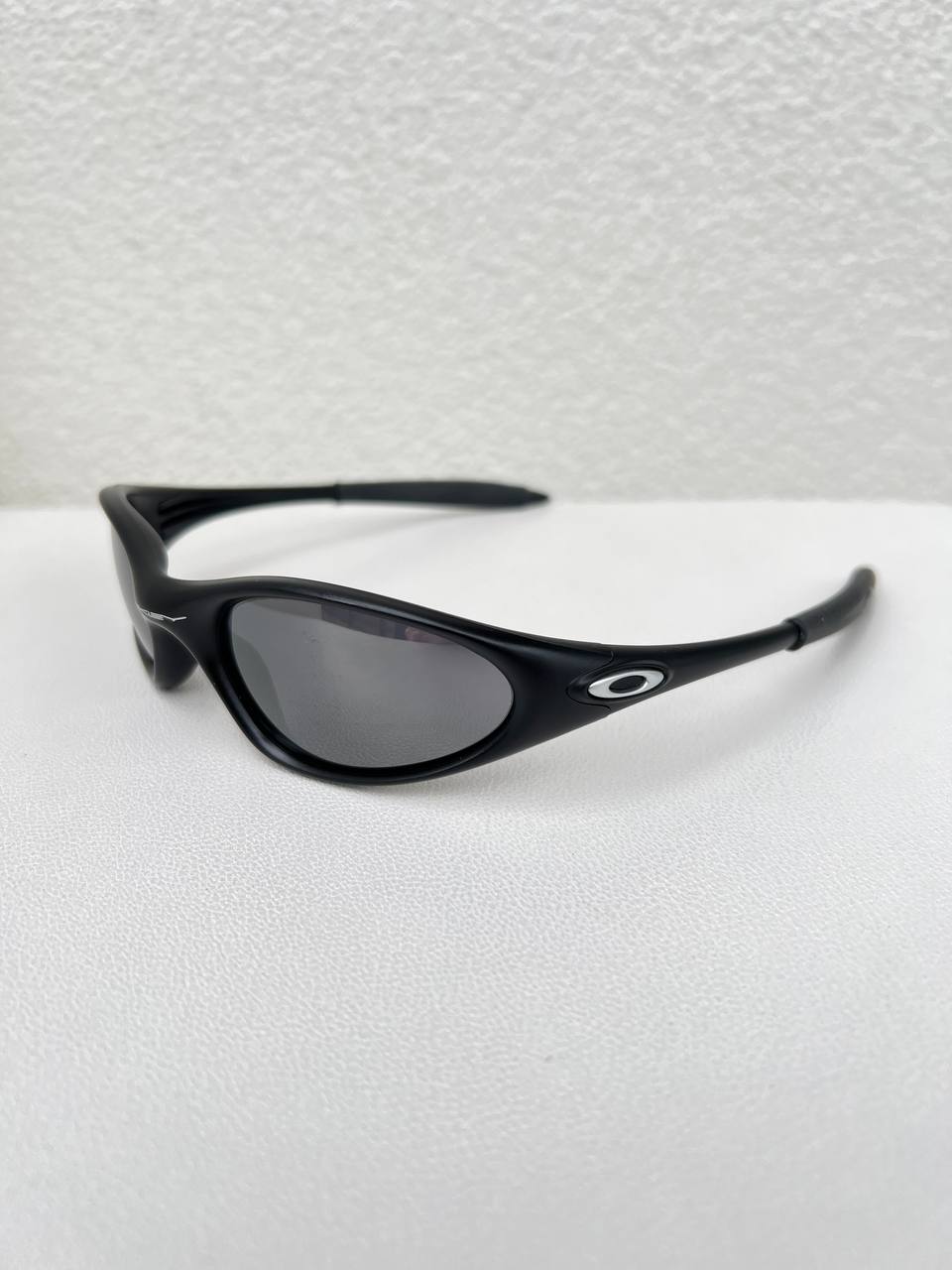 Oakley Minute 1.0 Black / Black Iridium Sunglasses