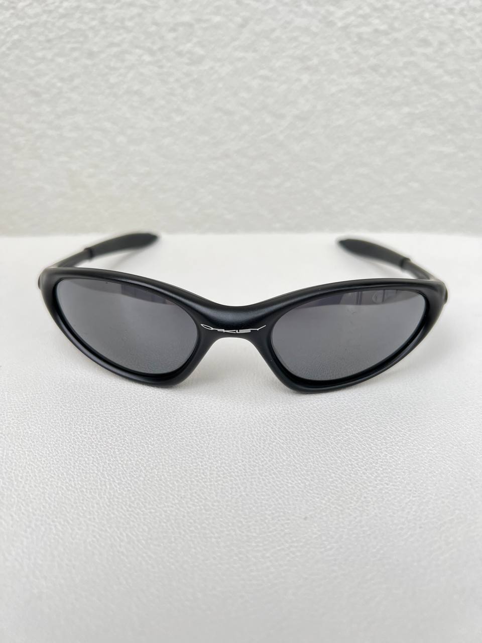 Oakley Minute 1.0 Black / Black Iridium Sunglasses