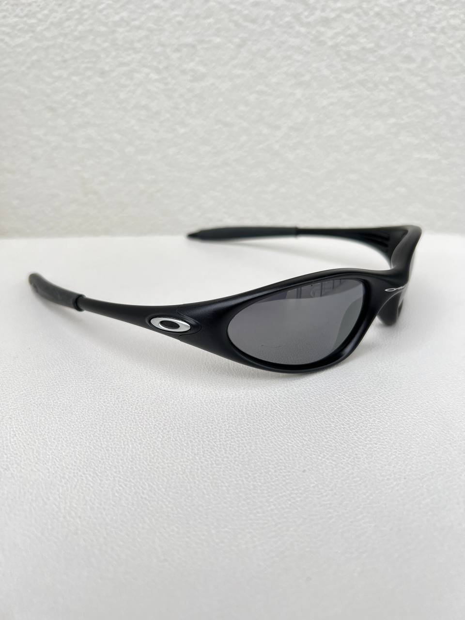 Oakley Minute 1.0 Black / Black Iridium Sunglasses
