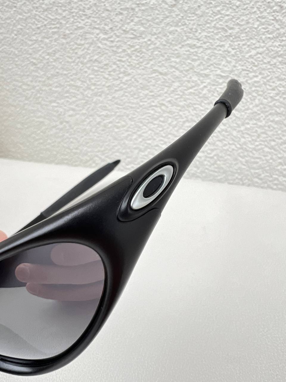 Oakley Minute 1.0 Black / Black Iridium Sunglasses
