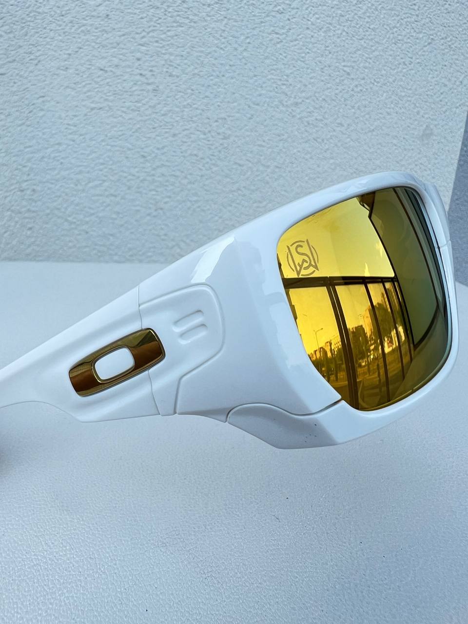2010 Oakley x Shaun White Style Swith 24K Gold Iridium / Grey Polarised Sunglasses