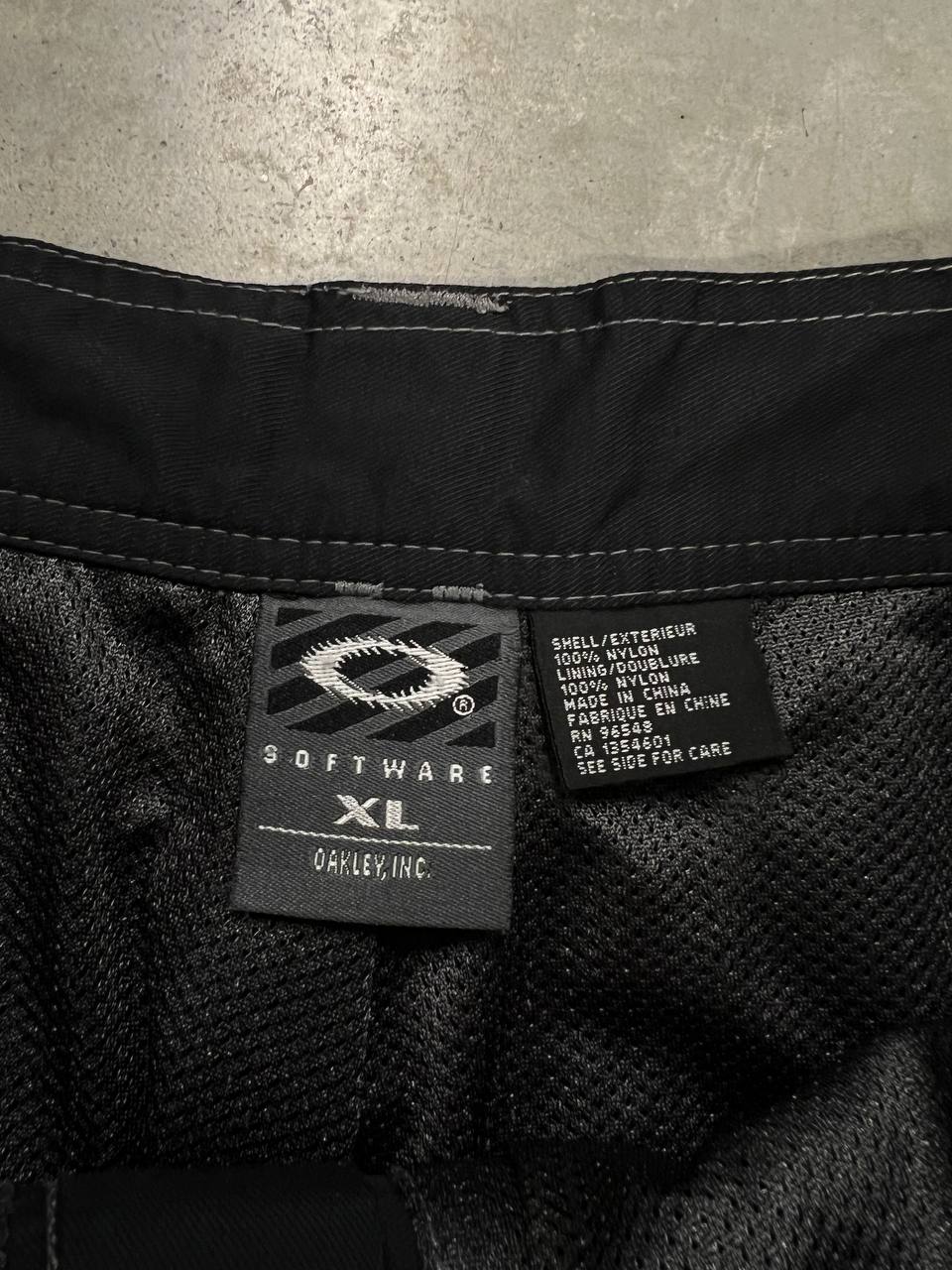 90s Vintage Oakley Software Cargo Shorts