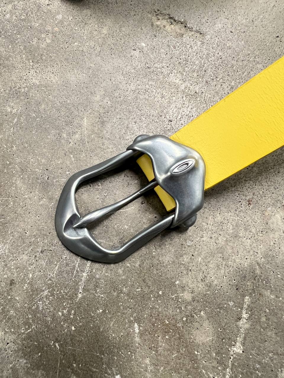 00s Vintage Oakley Small Connector Belt