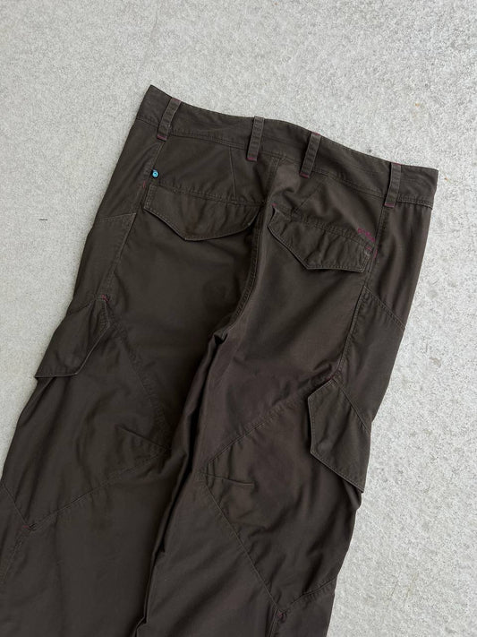 2006 Vintage Salomon S-Core Cargo Pants