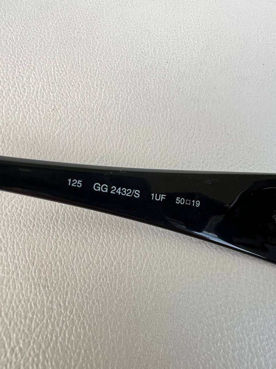 Vintage Gucci GG 2432 Polished Black Sunglasses