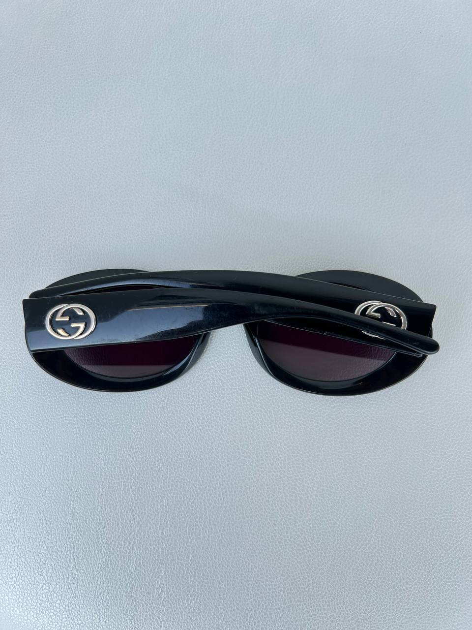 Vintage Gucci Oval Sugnalsses GG 2400