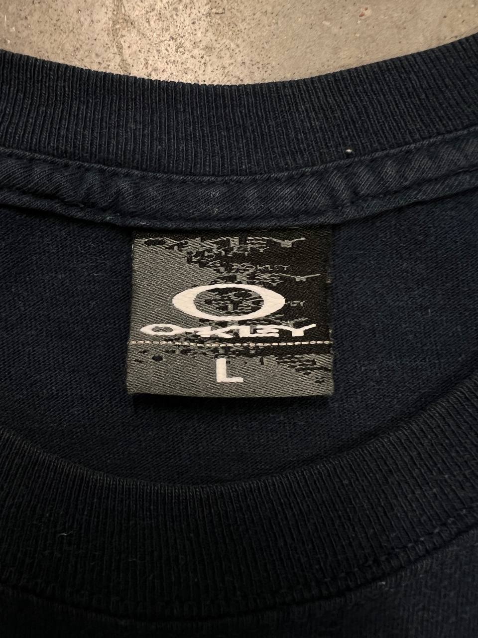 00s Vintage Oakley Hawaii T-Shirt