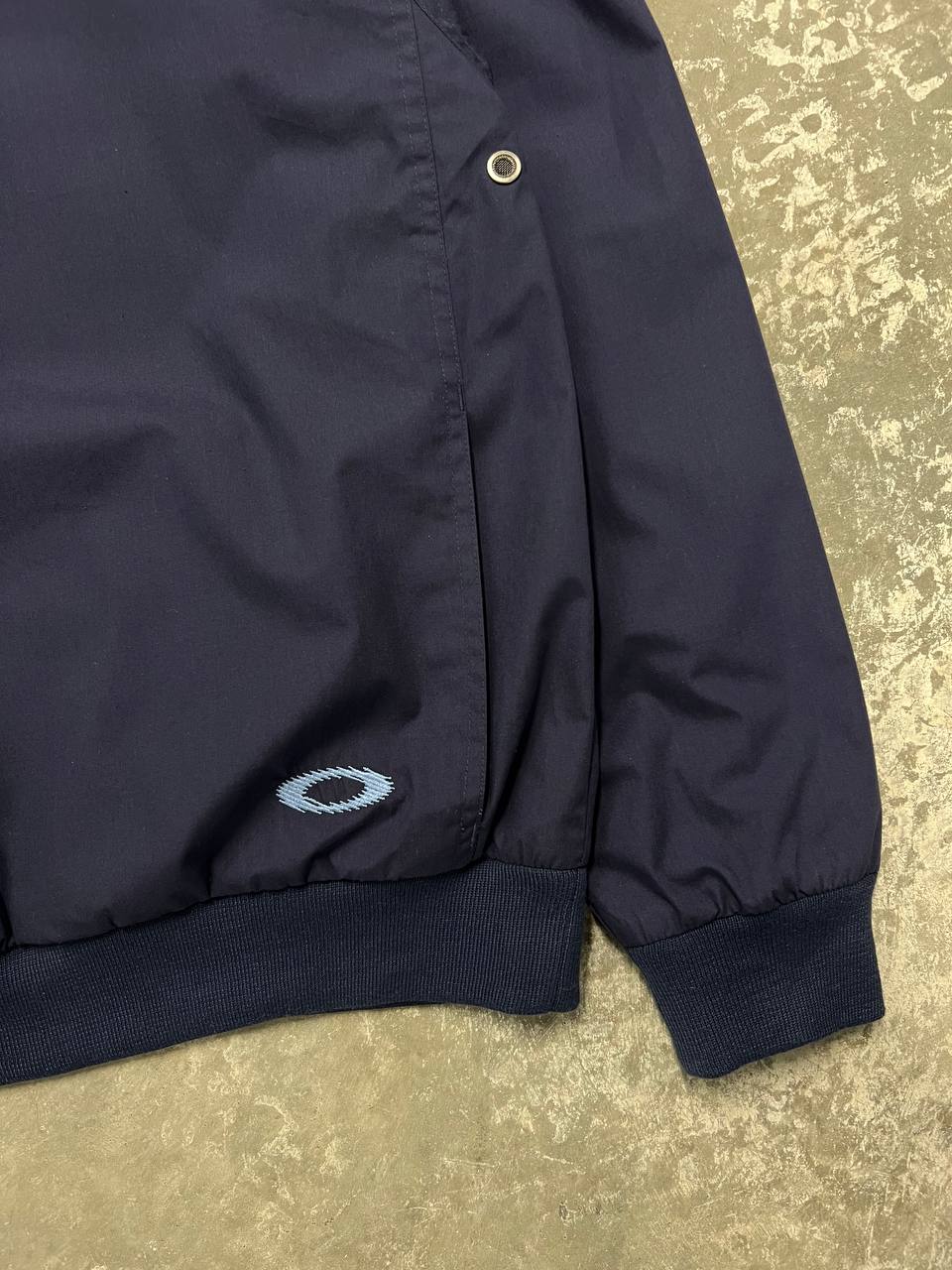 00s Vintage Oakley Pullover Jacket Basic Windshirt 2.0