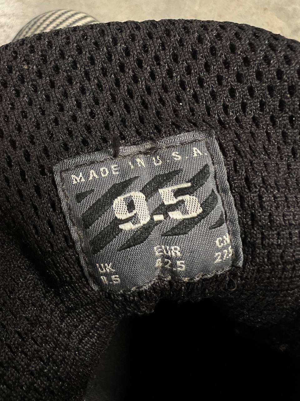 1998 Vintage Oakley Shoe One Shoes