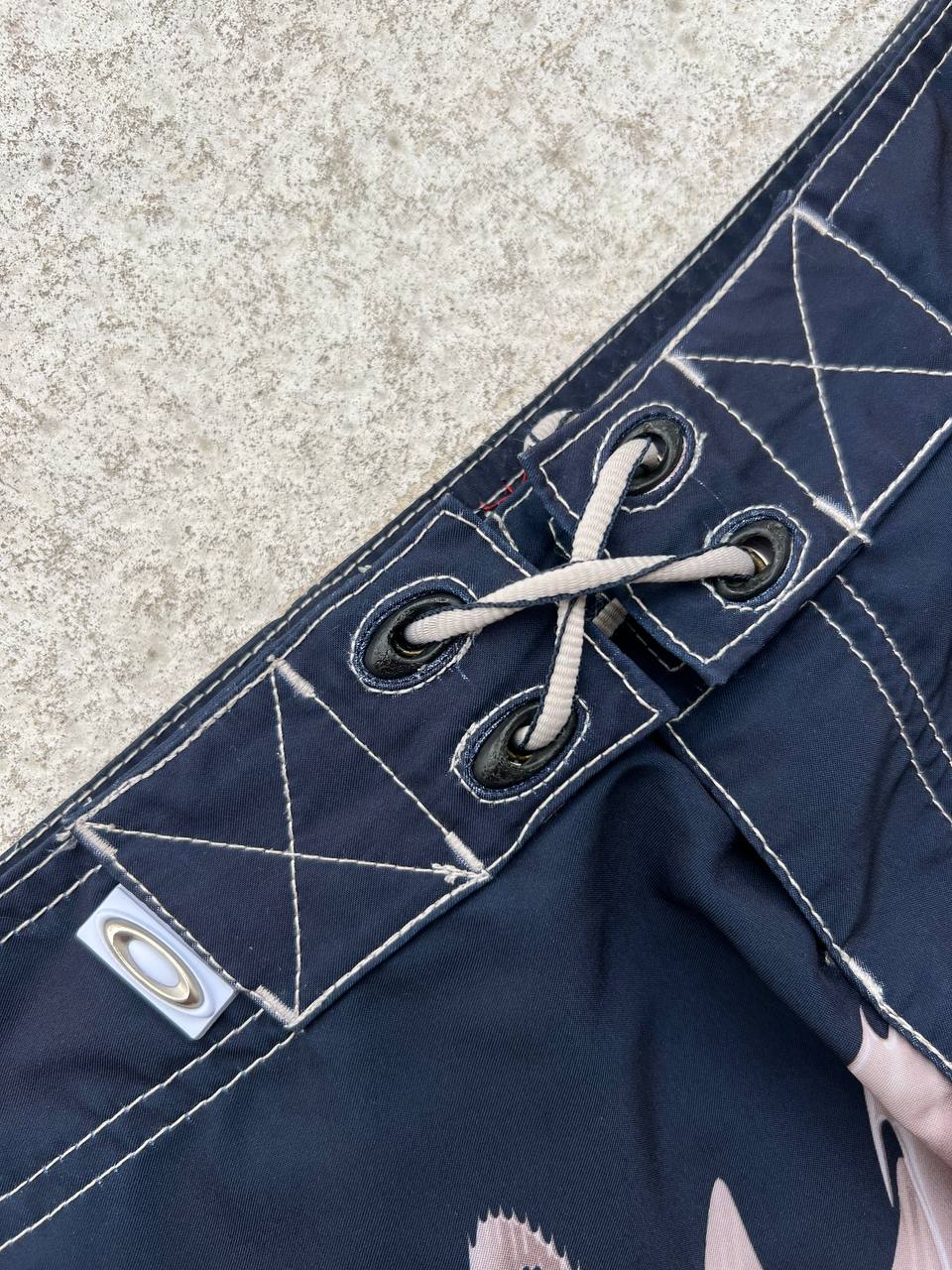 00s Vintage Oakley Static Multilogo Bermuda Shorts
