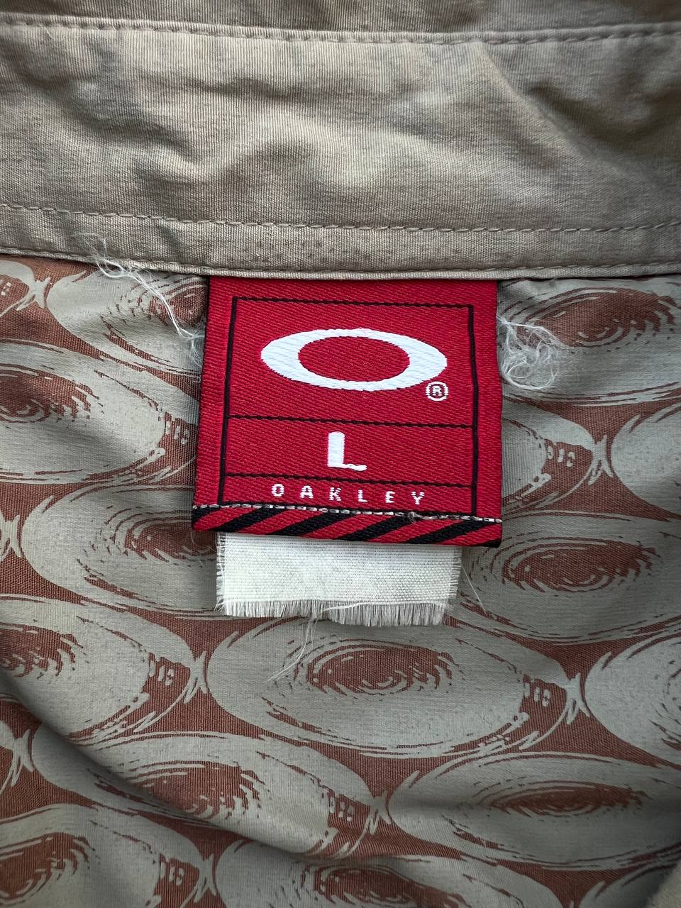 00s Vintage Oakley Skull Shirt