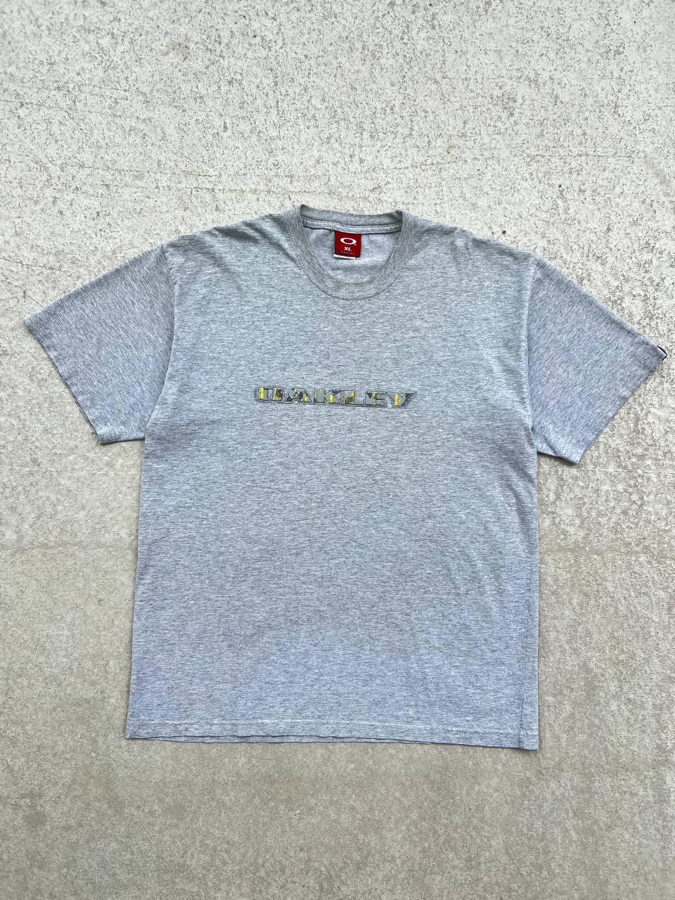00s Vintage Oakley T-Shirt