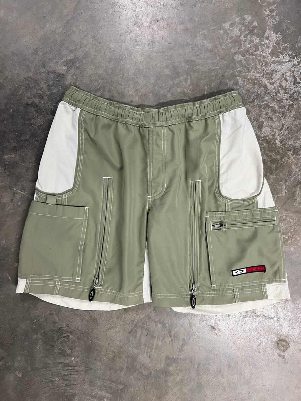 00s Vintage Oakley Ventilated Shorts