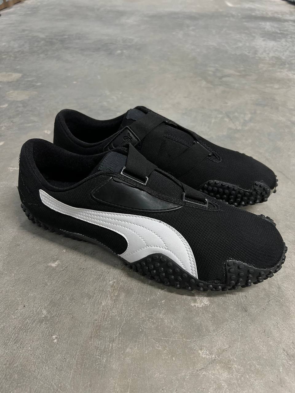 2000s Vintage Puma Mostro Black Mesh