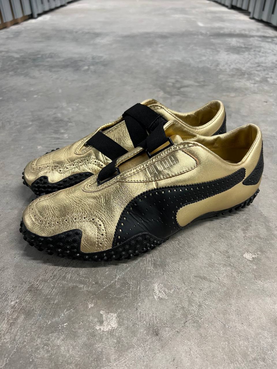 2000s Vintage Puma Mostro Gold Brogue