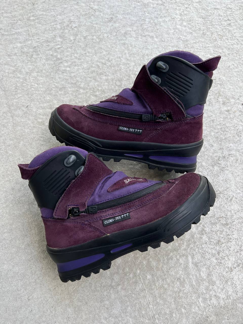 Archive Salomon Adventure 8 Hiking Boots
