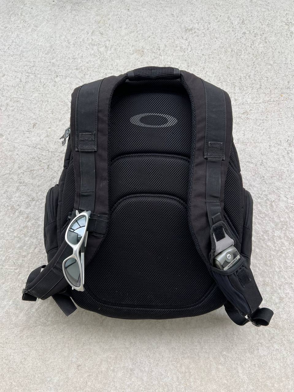 00s Vintage Oakley Backpack