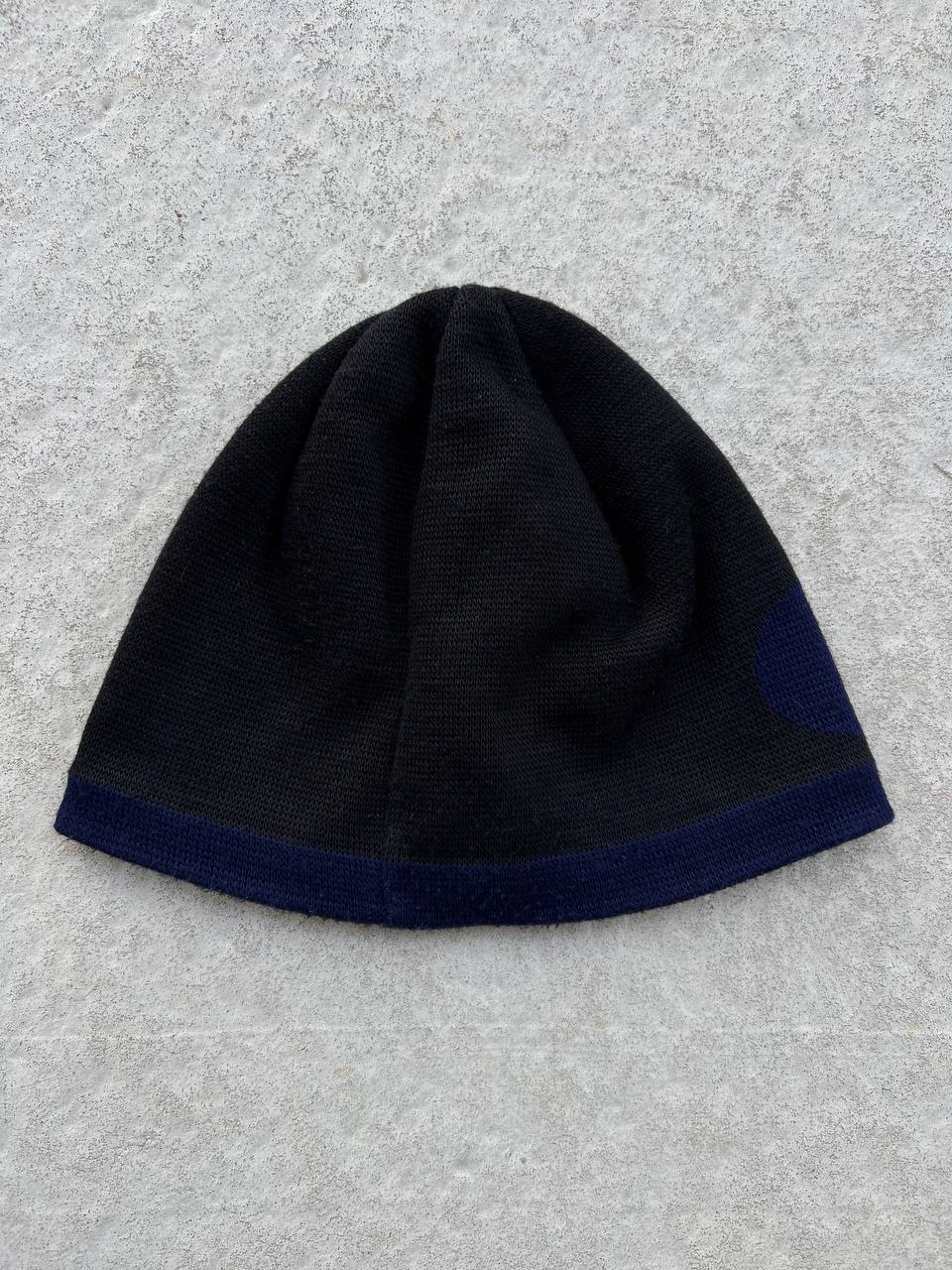 00s Vintage Oakley Beanie Hat