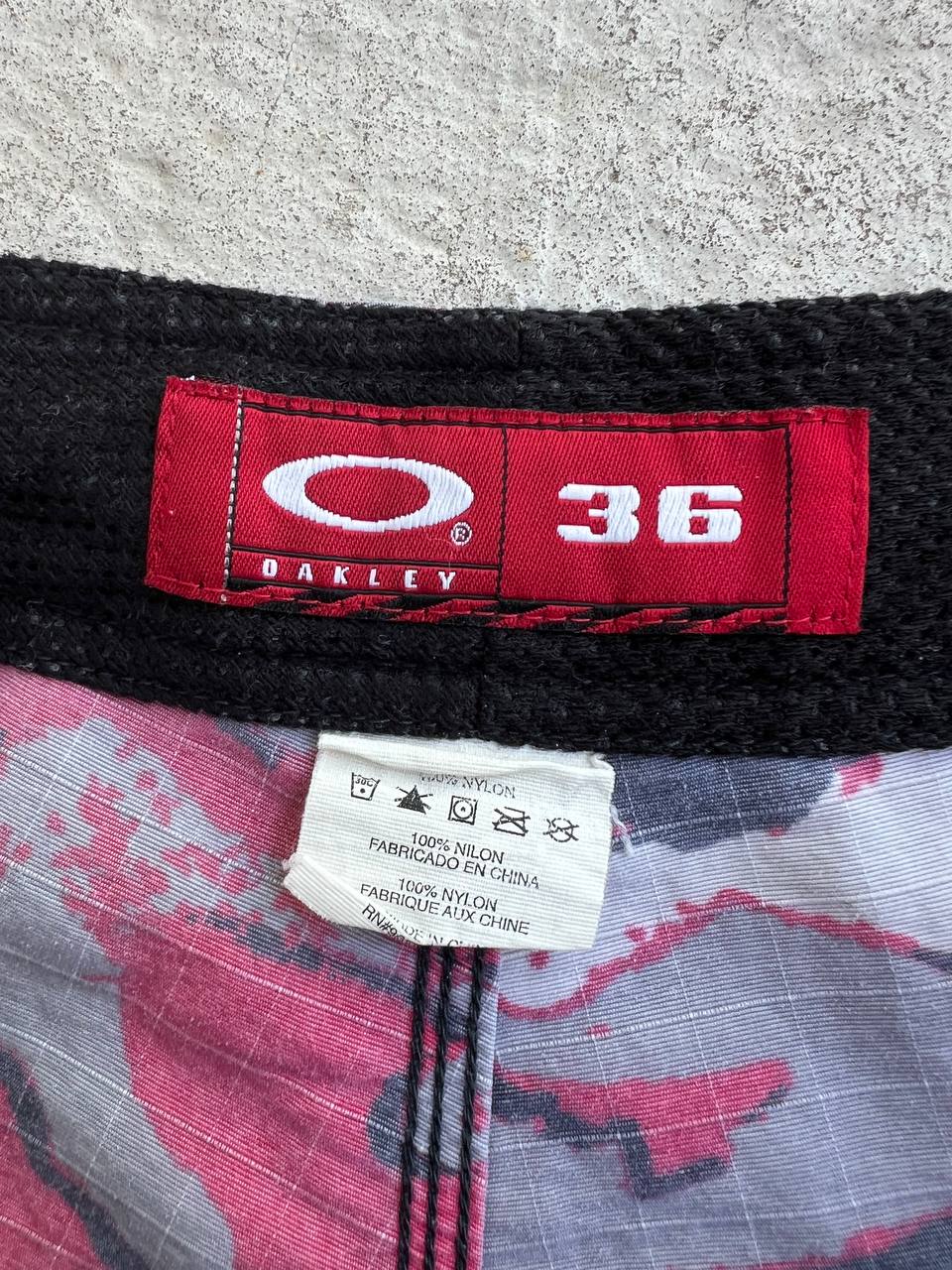 00s Vintage Oakley Camo Shorts