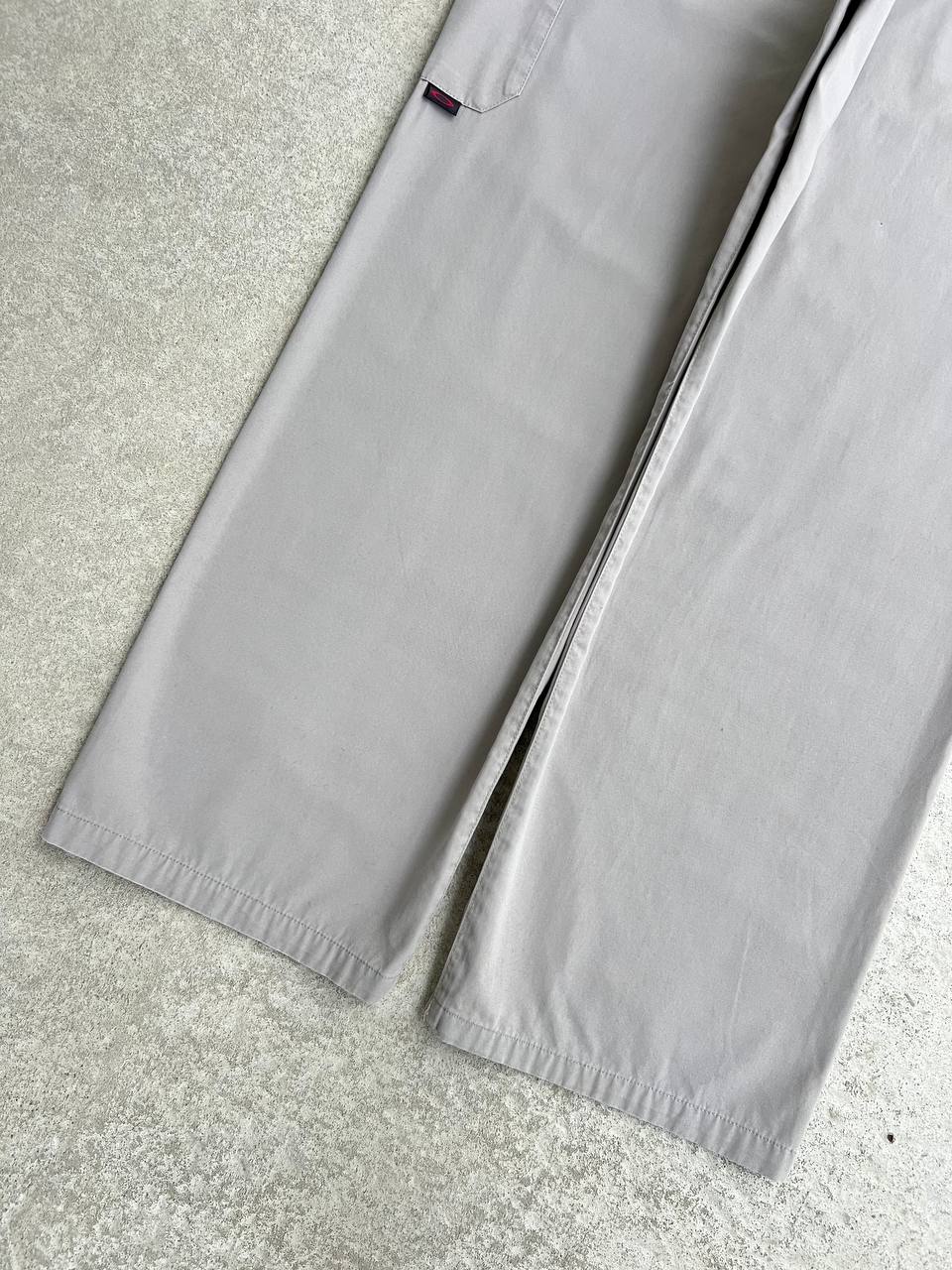 00s Vintage Oakley Carpenter Pants