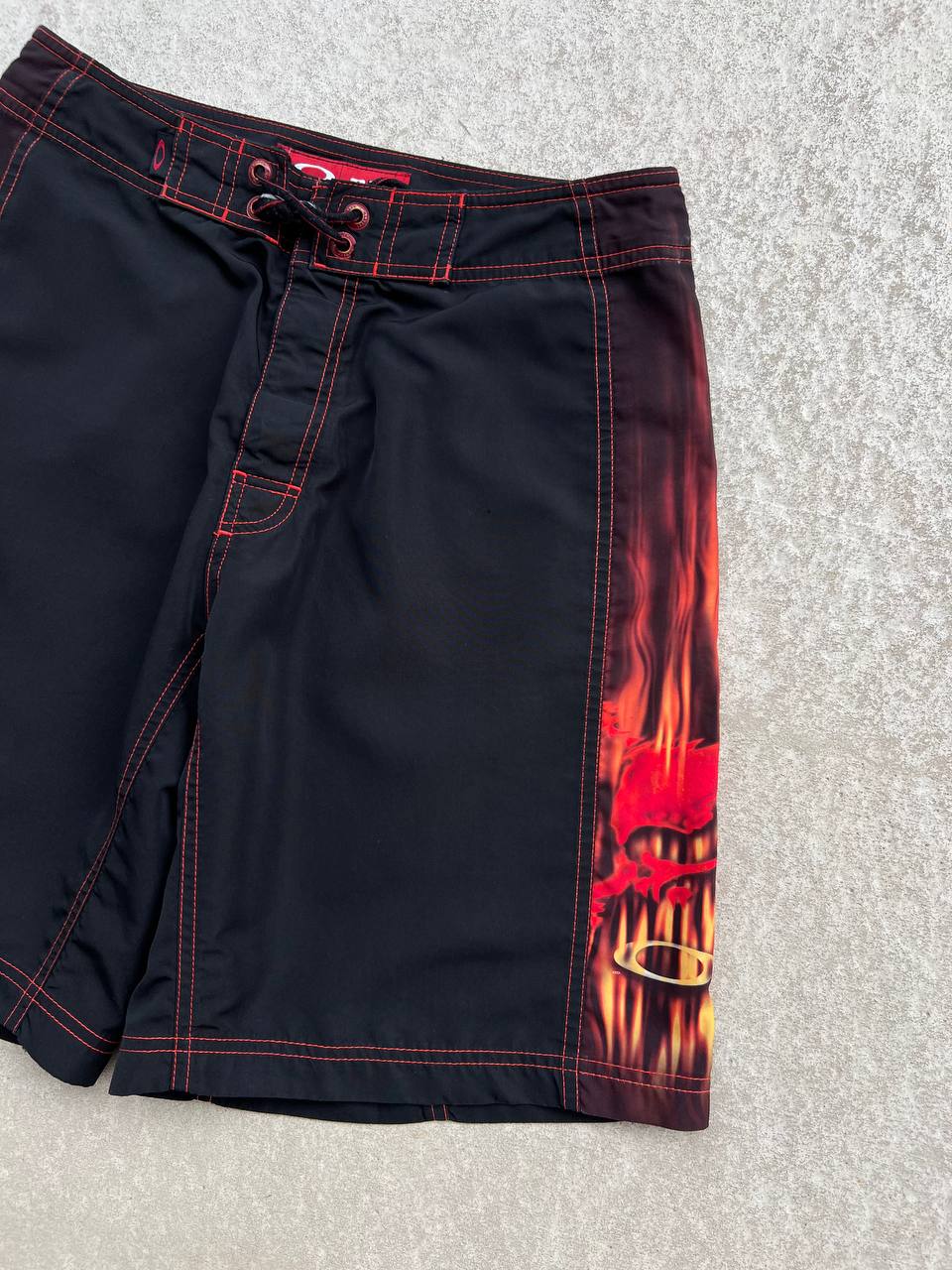00s Vintage Oakley Flame Skull Icon Shorts