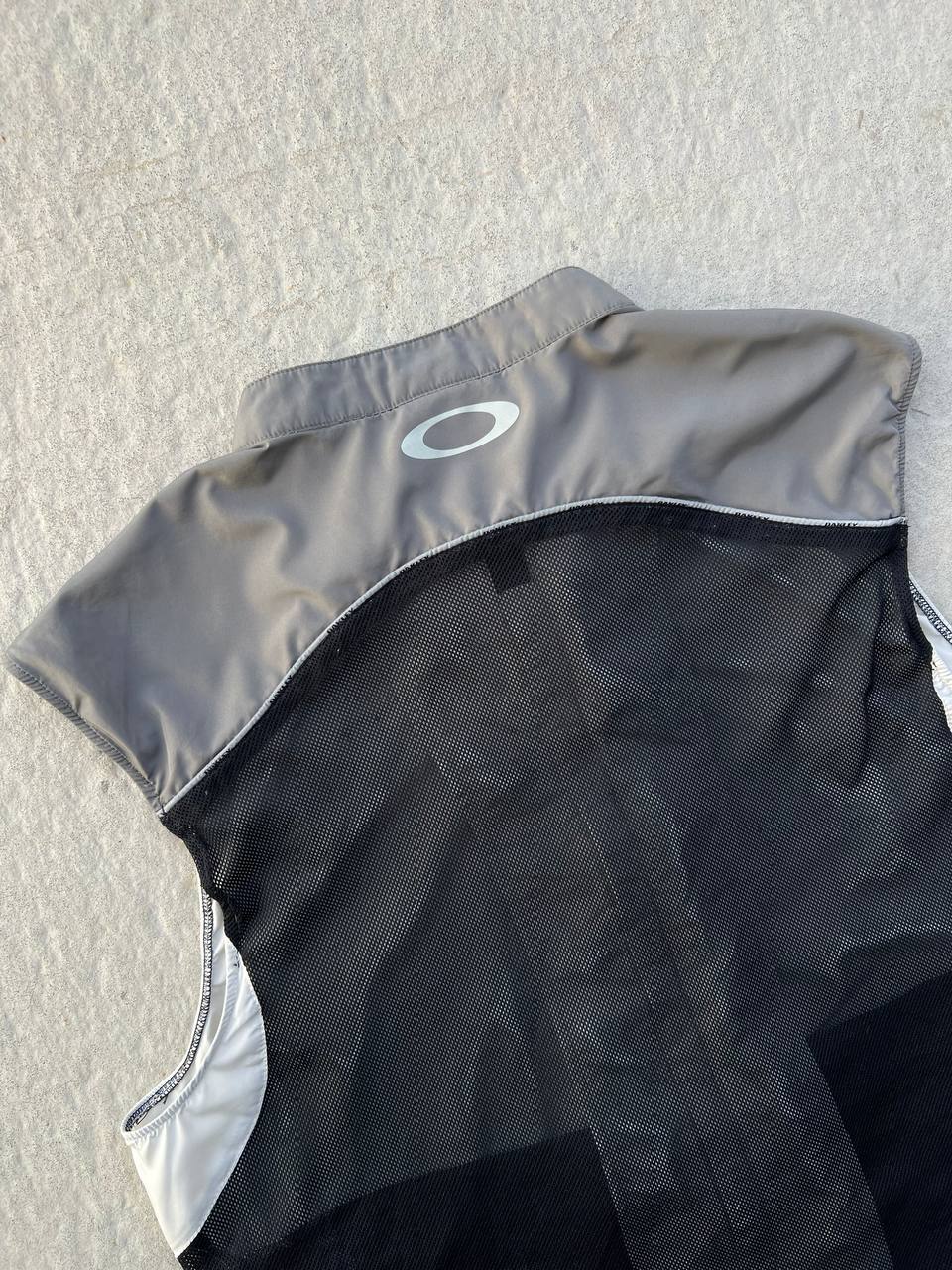00s Vintage Oakley Lightweight Vest