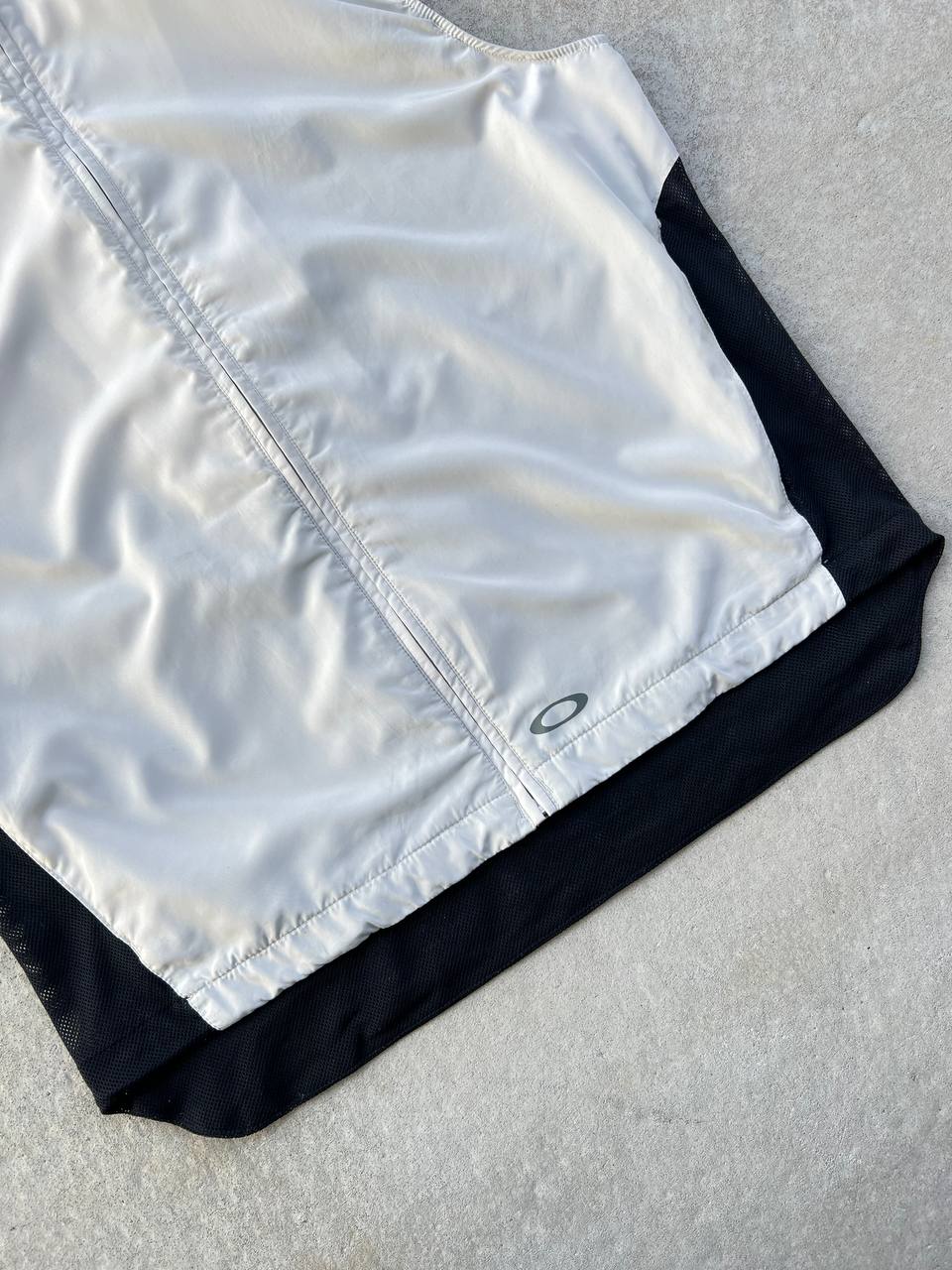 00s Vintage Oakley Lightweight Vest