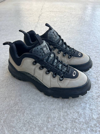 00s Vintage Oakley Nail Shoes